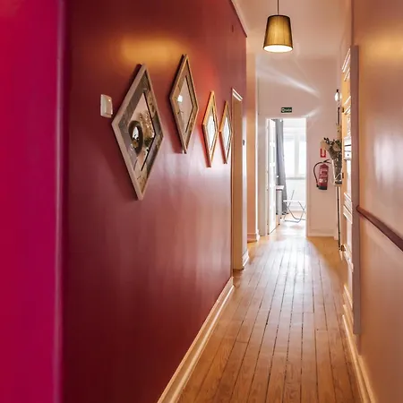 Séjour chez l'habitant Aquilla Family 307 *